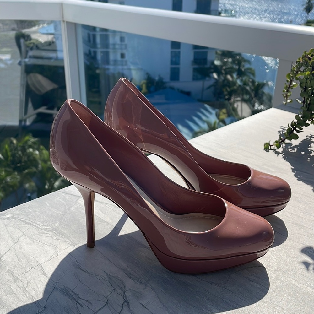 Christian Dior shoe! Nude color! Very pretty! Size 36 1/2 - New !